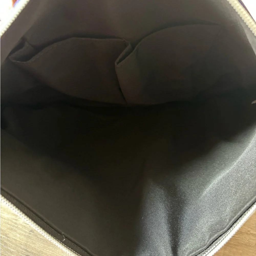 Urban Decay Manic Travel Bag in Purple & Green‎ Clutch